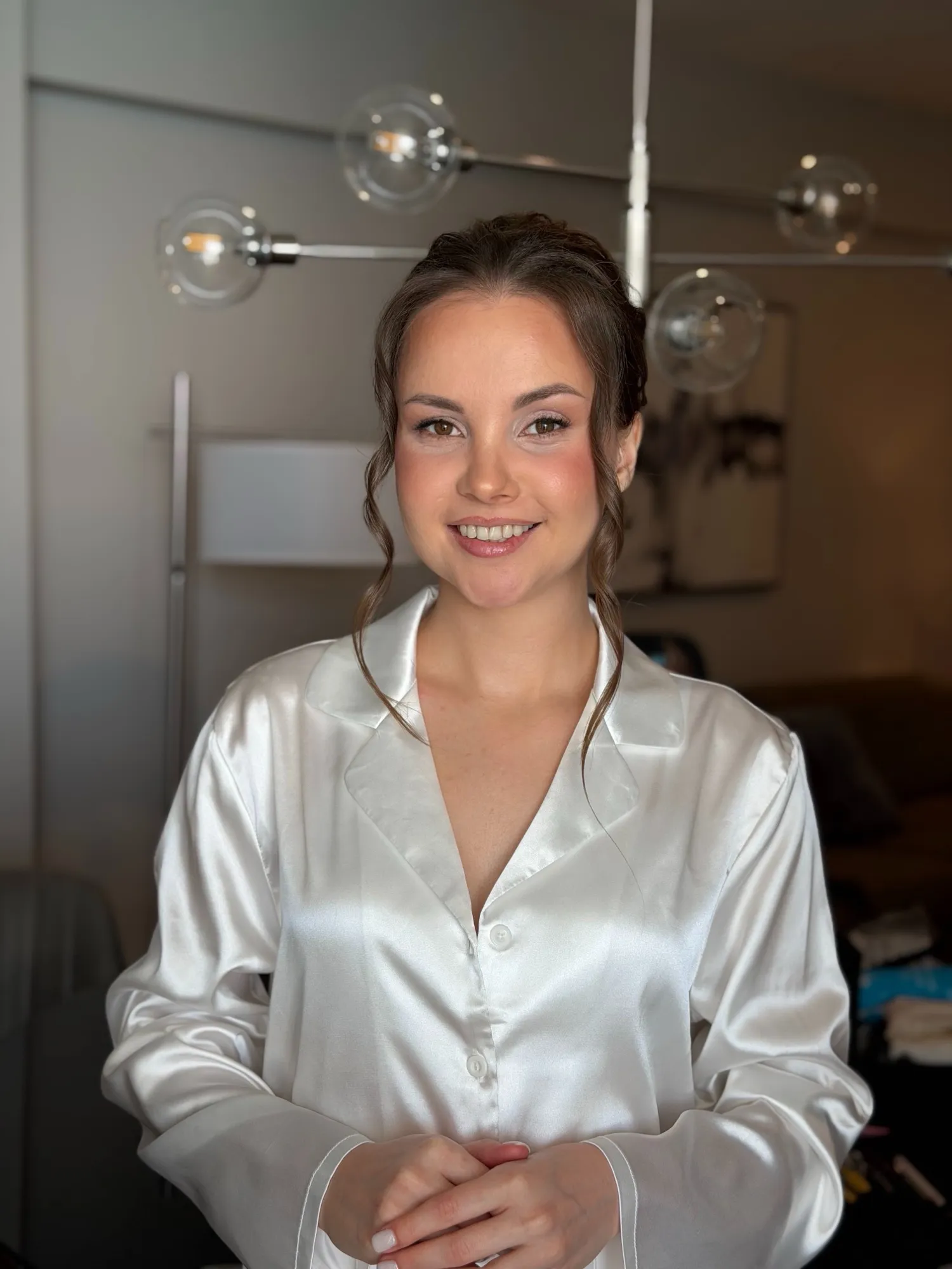 Getting ready — bridal makeup by Svitlana Prykhodko